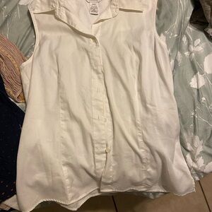 Van Heusen Women's Sleeveless White Button Down Shirt